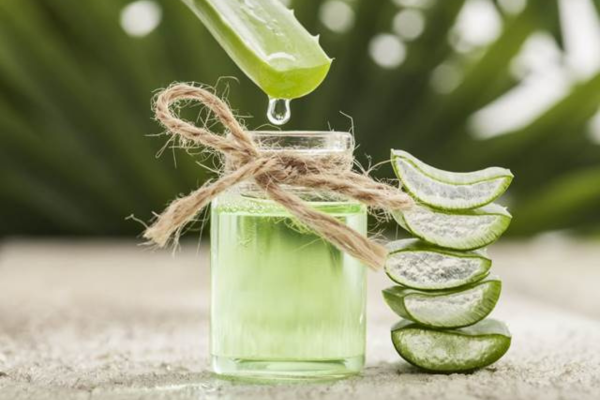 aloe vera saft einnahme Bio Aloe Vera Saft (1 Liter) mit 1.200mg Aloverose von amaiva main image 0